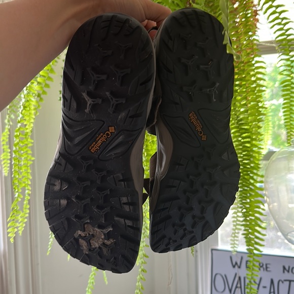 Men’s Columbia Sandals - Picture 3 of 3